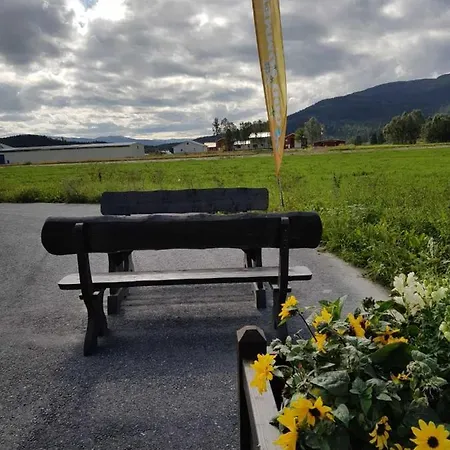 ホテル Fjellfolkets Hus Hattfjelldal