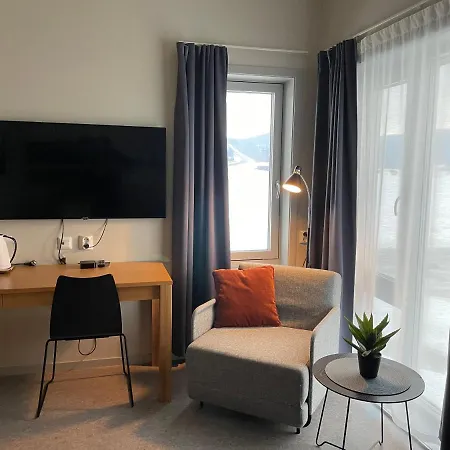 Fjellfolkets Hus 3*